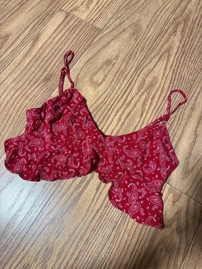 Red Paisley Ruffle Crop Cami